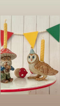 Load image into Gallery viewer, Barn Owl Cake Topper
