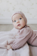 Load image into Gallery viewer, Organic Cotton Ana Bonnet - Mauve Shadow *SIZE 3-6*
