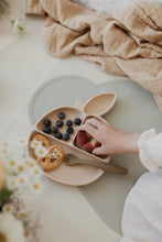 Load image into Gallery viewer, Apple Plate - Biscotti

