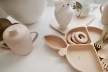 Load image into Gallery viewer, Apple Plate - Biscotti
