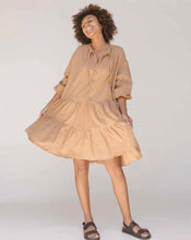 Load image into Gallery viewer, Avalon Smock Dress // Caramel * SIZE M/L + L/XL*
