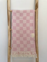 Load image into Gallery viewer, Checker Turkish Towel / Throw - Blush Pink
