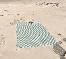 Load image into Gallery viewer, Checker Turkish Towel / Throw - Pistachio
